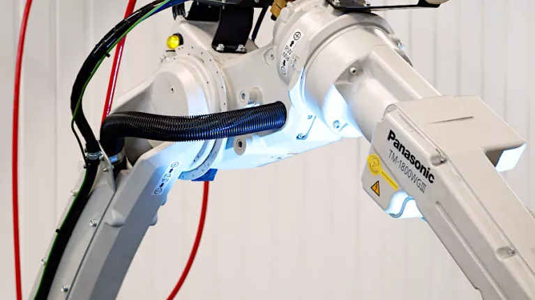 Od ramienia robota do cyfrowej fabryki — jak działa system spawania zrobotyzowanego?
